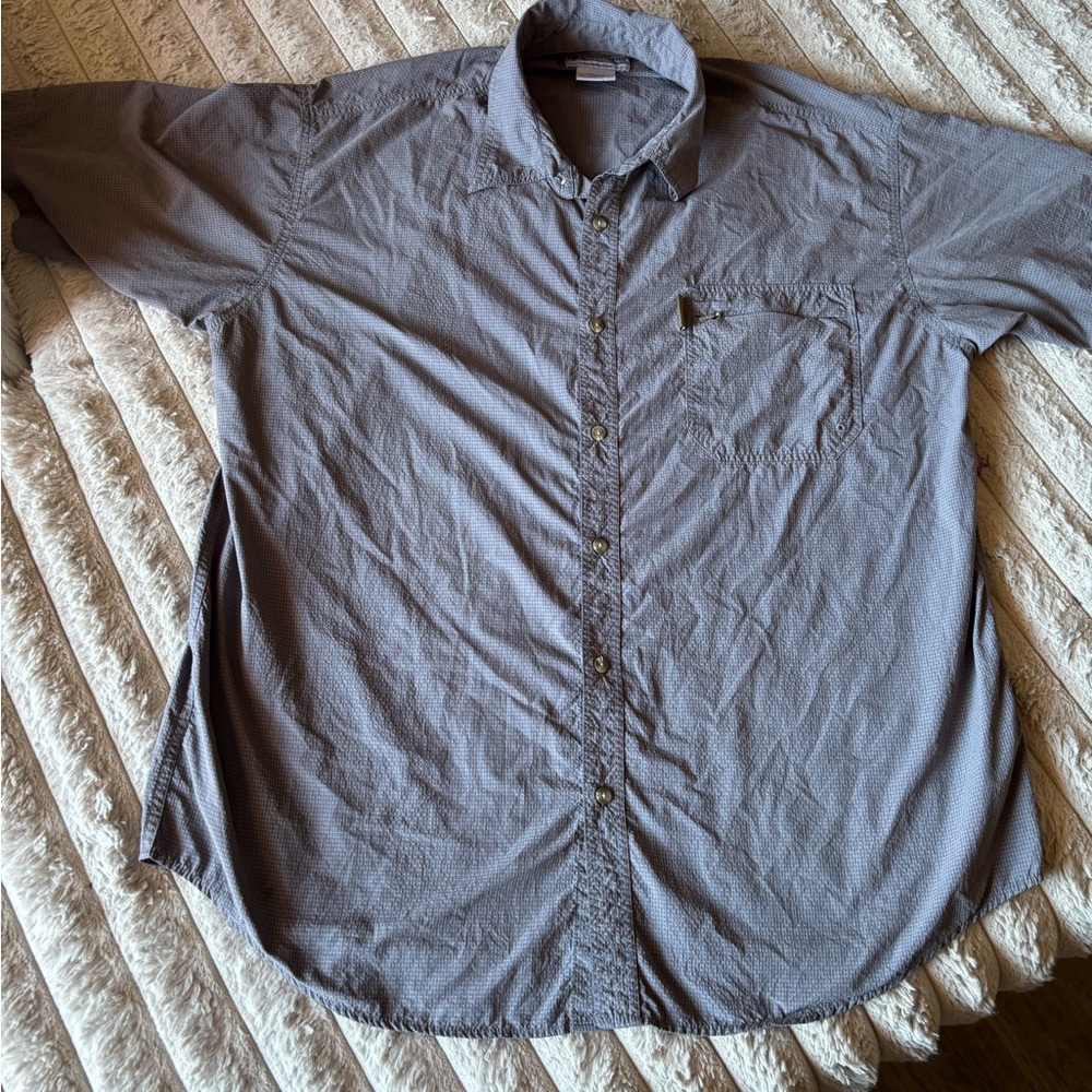 Columbia sportswear Men's Gray Button-Up Shirt size XXL good condition